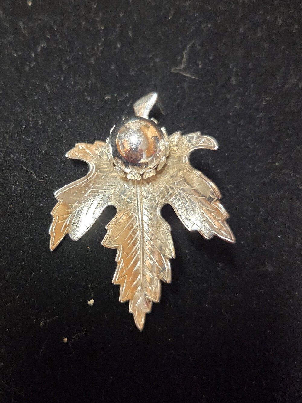 Vintage 60s Mid-Century Maple Leaf Silver Tone Brooch with Ball Accent